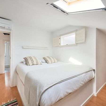 Bright Apt W Balcony, Ac, Parking, By Timecooler Lisbon Exterior photo
