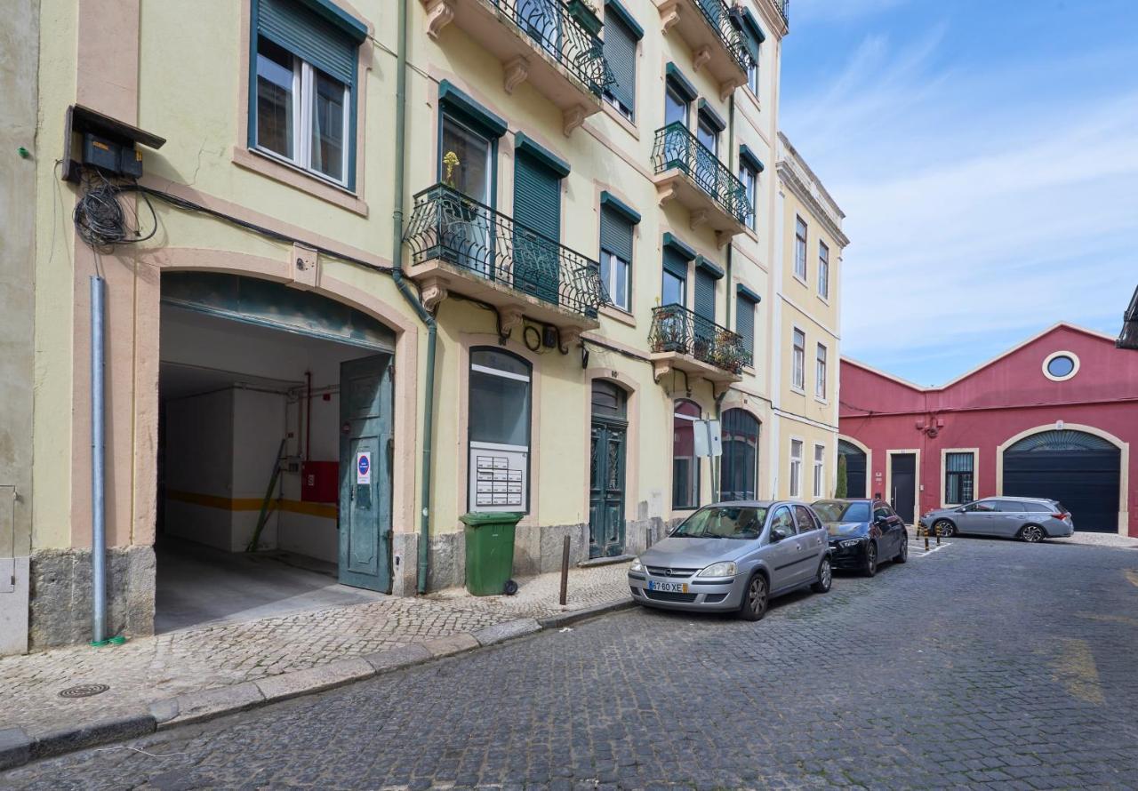 Bright Apt W Balcony, Ac, Parking, By Timecooler Lisbon Exterior photo