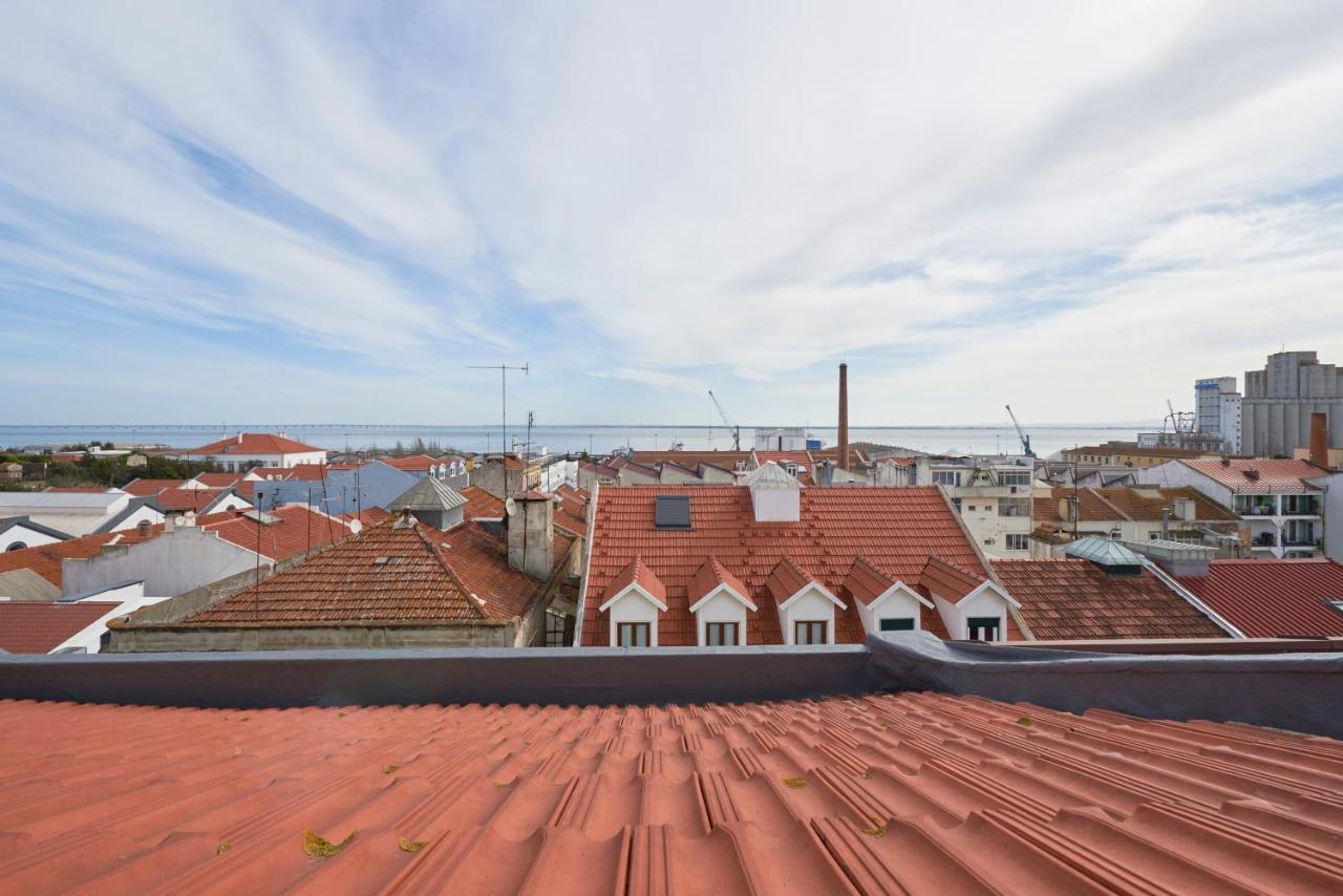 Bright Apt W Balcony, Ac, Parking, By Timecooler Lisbon Exterior photo
