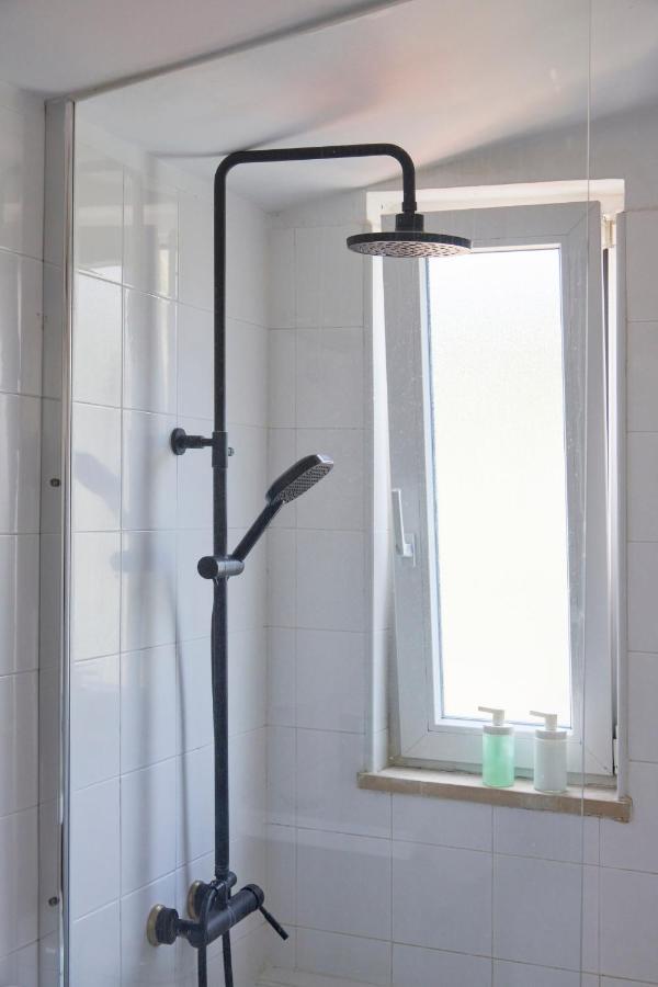 Bright Apt W Balcony, Ac, Parking, By Timecooler Lisbon Exterior photo